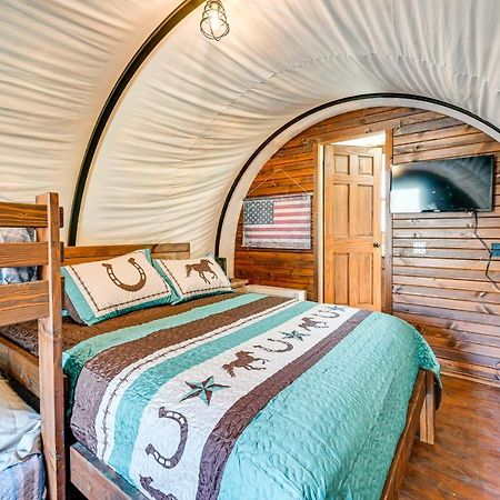 Ultimate Covered Wagon Pioneers Paradise Brownsville Extérieur photo